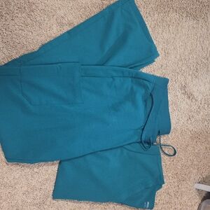Green Mandala Scrubs Large Top Meduim Pants